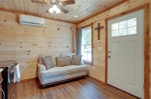 Foto 19 - Lakeside Trenton Cabin on 7-acre Property