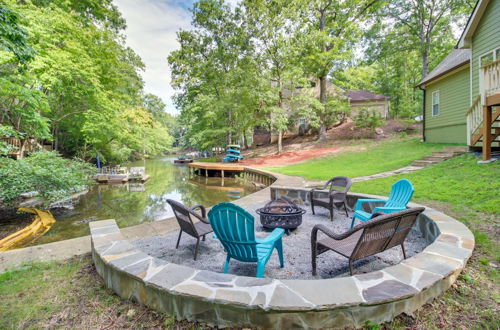 Photo 1 - 'serene Shores' Lakefront House w/ Dock