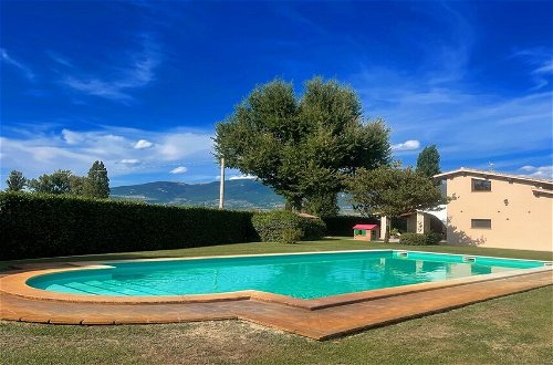 Photo 46 - Amazing Contemporary Villa With Pool - Italian Style Spelloissima - Sleeps 11