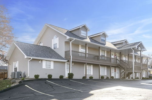 Photo 27 - Gorgeous Freshly Rehabbed Fall Creek Condo