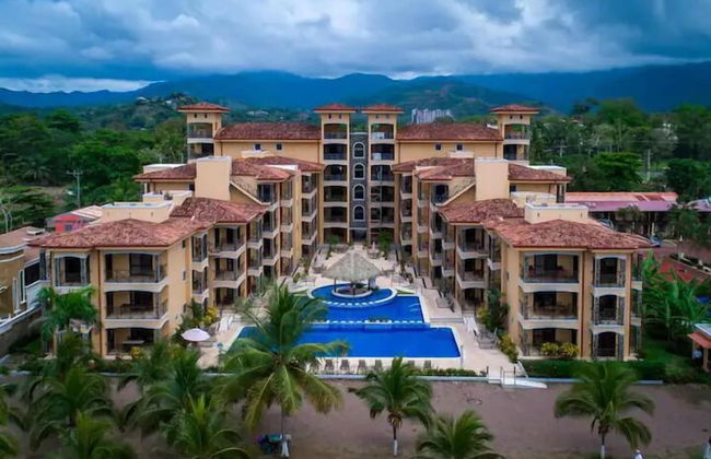 Beautiful and Enchanting Beach Vacation - Foto 17