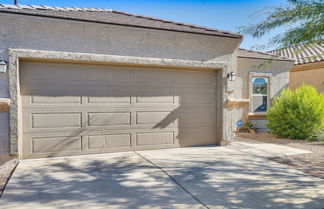 Photo 2 - Modern West Tucson Home w/ Backyard