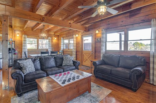 Photo 19 - Spacious Sevierville Cabin: Fireplace & Pool Table