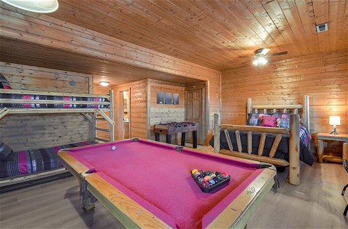 Photo 25 - Spacious Sevierville Cabin: Fireplace & Pool Table