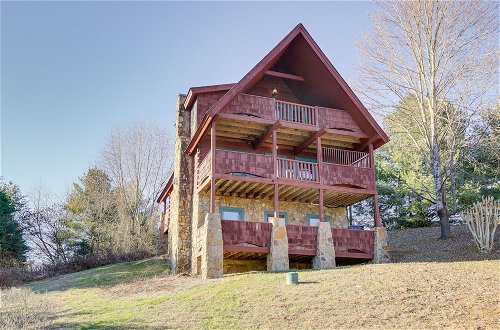 Photo 1 - Spacious Sevierville Cabin: Fireplace & Pool Table