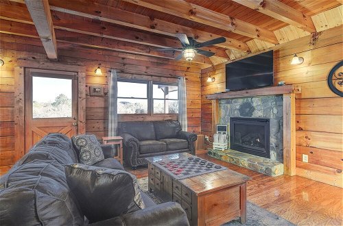 Photo 16 - Spacious Sevierville Cabin: Fireplace & Pool Table
