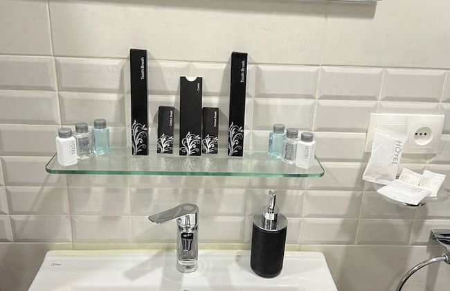 COMFORTABLE APARTMENT - Photo 9