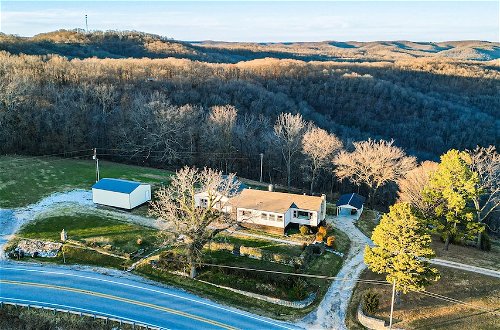Photo 9 - Eureka Springs Home Rental w/ Panoramic Views