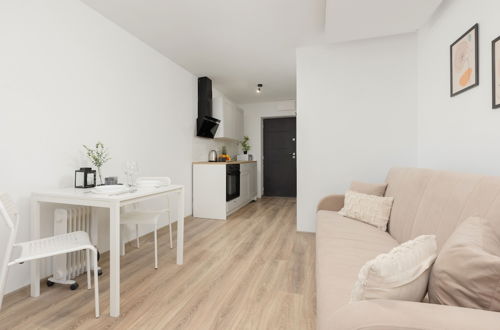 Photo 10 - Beige Studio in City Center by Renters