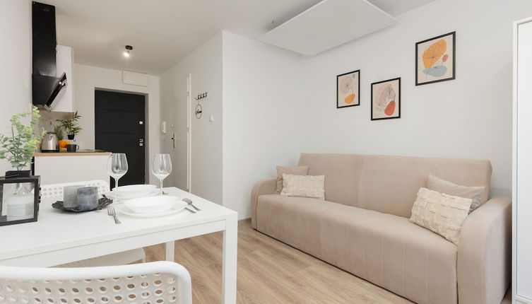 Foto 1 - Beige Studio in City Center by Renters