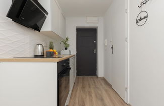 Foto 3 - Beige Studio in City Center by Renters