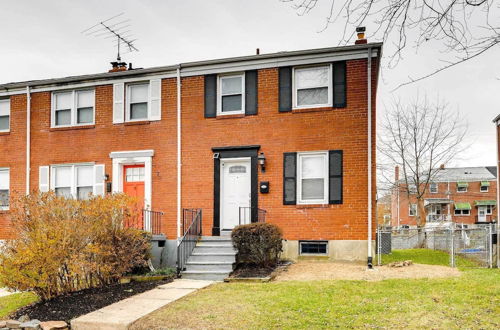 Photo 33 - Modern & Spacious Townhome: 9 Mi to Dtwn Baltimore