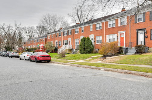 Photo 6 - Modern & Spacious Townhome: 9 Mi to Dtwn Baltimore