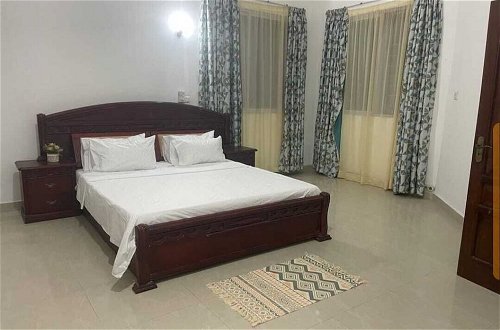 Foto 5 - Lux Suites Mkomani Beachfront Apartment