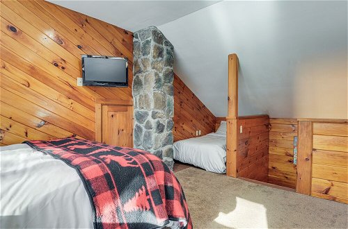 Foto 9 - Cozy Cabin Between Stratton Resort & Mount Snow