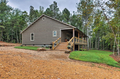 Foto 5 - Summerville Getaway w/ Deck + On-site Creek