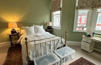 Photo 1 - Tranquil & Family-friendly 3BD Home, Clapham