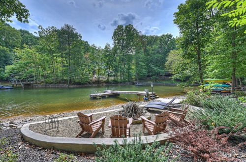 Photo 51 - Bankhead Lodge by Avantstay Waterfront Log Cabin