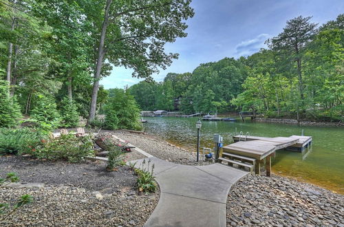 Photo 46 - Bankhead Lodge by Avantstay Waterfront Log Cabin