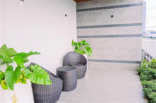 Photo 26 - Modern Studio At Pacific Garden - Campus Town @Alam Sutera Apartment