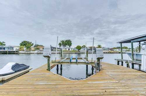 Photo 19 - Family-friendly Holiday Townhome With Boat Dock