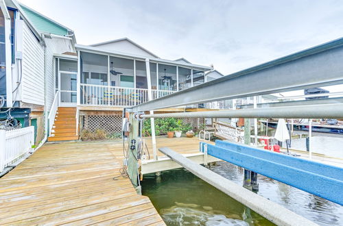 Photo 15 - Family-friendly Holiday Townhome With Boat Dock