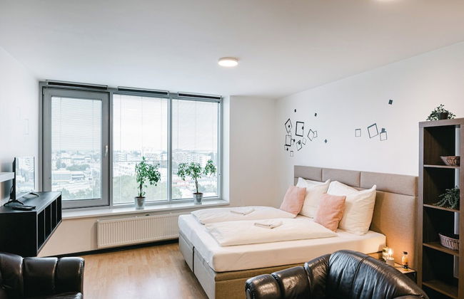 Flora Cozy Apartment by CHORS - Photo 6