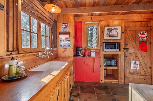 Foto 7 - Authentic & Stylish Cabin in Lake Tahoe