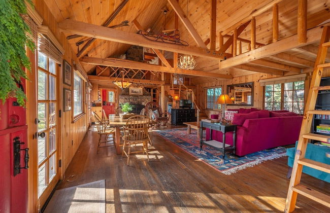 Authentic & Stylish Cabin in Lake Tahoe by Sierra Getaways - Foto 16