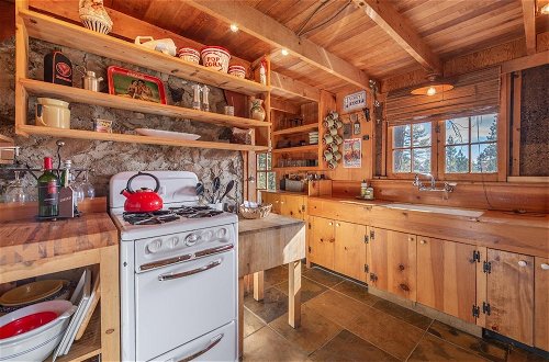 Foto 8 - Authentic & Stylish Cabin in Lake Tahoe