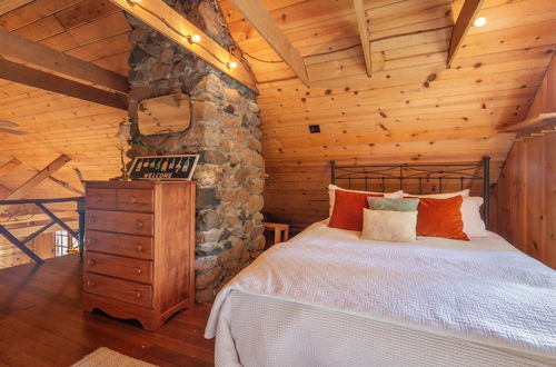 Photo 3 - Authentic & Stylish Cabin in Lake Tahoe by Sierra Getaways