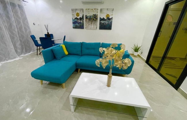 Room in Apartment - Large Bedroom With Small Work Area - Foto 6