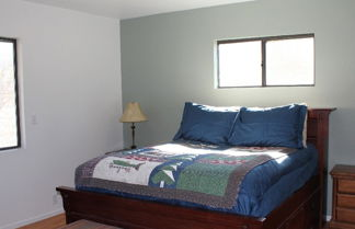 Photo 2 - Moonridge Den- One Bedroom