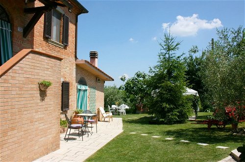 Photo 31 - Wonderful Private Villa With Private Pool, TV, Pets Allowed and Parking, Close to Montepulciano