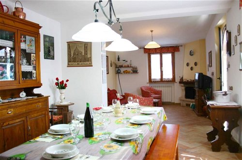 Photo 15 - Wonderful Private Villa With Private Pool, TV, Pets Allowed and Parking, Close to Montepulciano