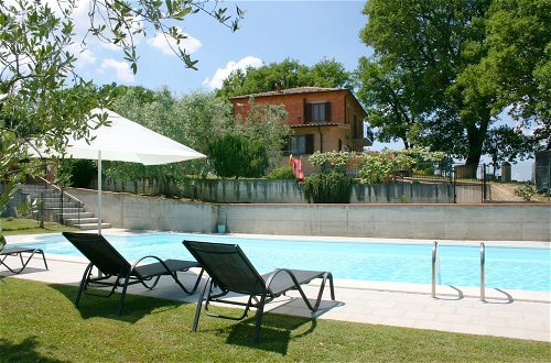 Photo 23 - Wonderful Private Villa With Private Pool, TV, Pets Allowed and Parking, Close to Montepulciano
