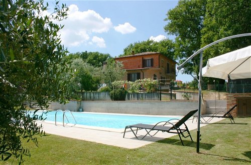 Photo 24 - Wonderful Private Villa With Private Pool, TV, Pets Allowed and Parking, Close to Montepulciano