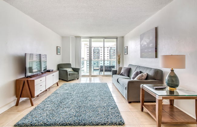 Ocean Reserve Luxury Condos Across from Sunny Isles Beach - Foto 18