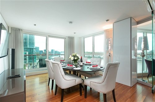 Photo 12 - River view Luxury 3bed flat with views