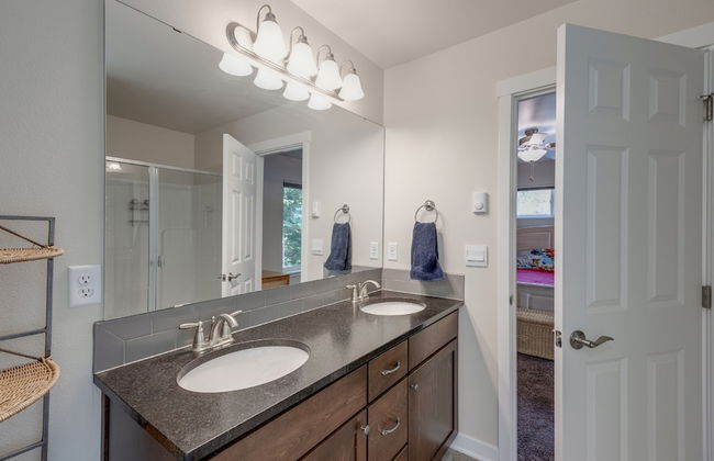 47MF - WiFi - Lakefront - Sleeps 6 - Foto 15