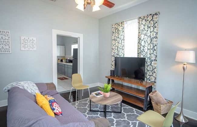 Stunning 2br/1ba Historic Pad Few Steps Downtown - Foto 16