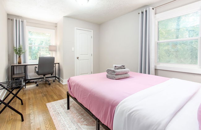 THE GAMER-4BR Home-Near Everything ATL - Photo 9