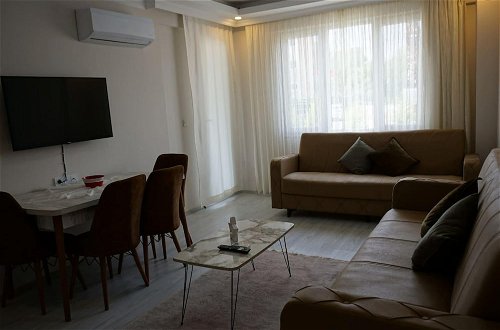 Foto 20 - Lovely 2 Rooms Apartment With Pool and Air Con