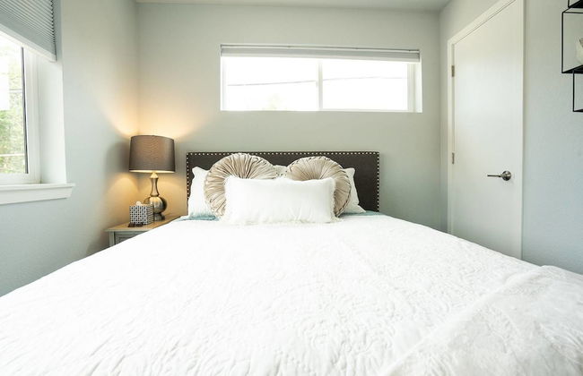 The Tennyson Adventure A Luxury Townhome With Private Balcony - Foto 2