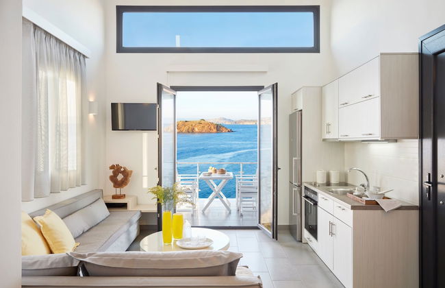 Eleia Seafront Rooms & Villas - Foto 16