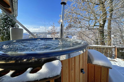 Photo 30 - Wooden Holiday Home With Sauna