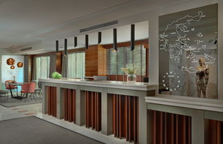 Photo 3 - Blazer Suites Hotel