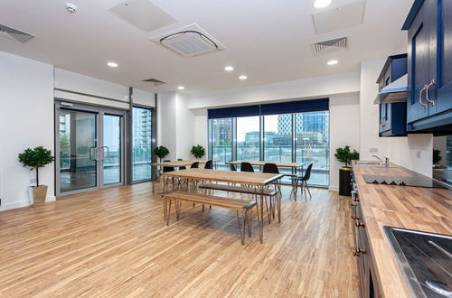 Photo 1 - Harbour City Apartments