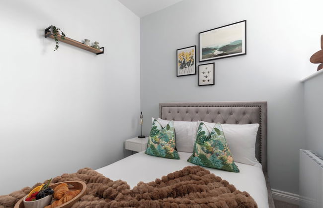 Elliot Oliver - Stylish 2 Bedroom Town Centre Apartment - Foto 5