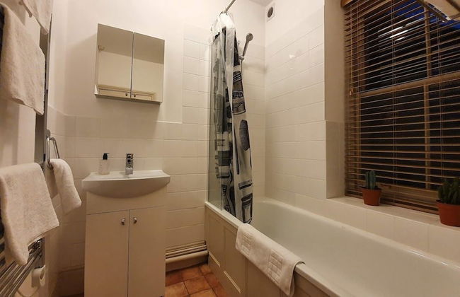 Stylish Town Centre Apartments - Foto 26